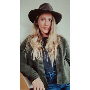 Meet your Posher, Rachel